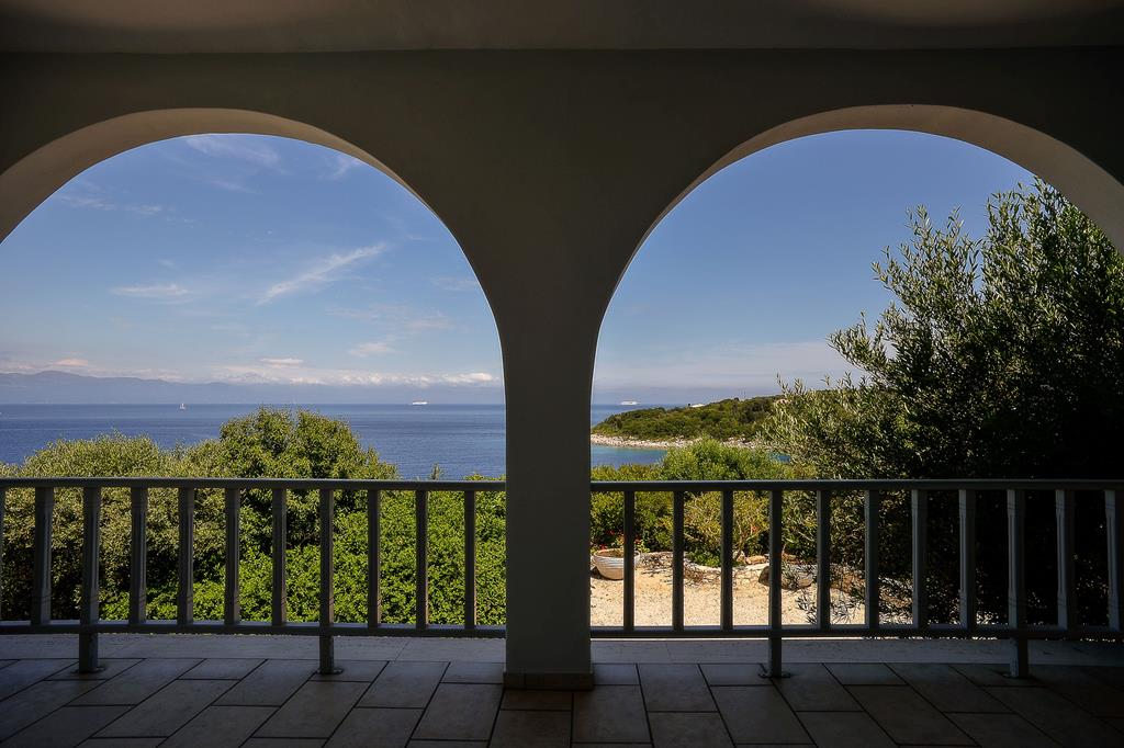 Lioniskari villas & apartments